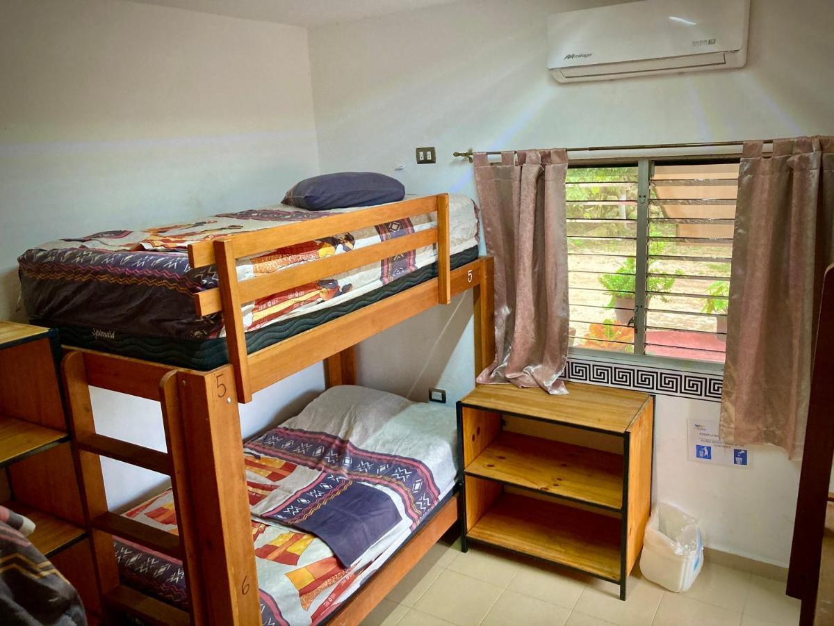Yaxche Centro Hostal Y Camping Бакалар Екстериор снимка