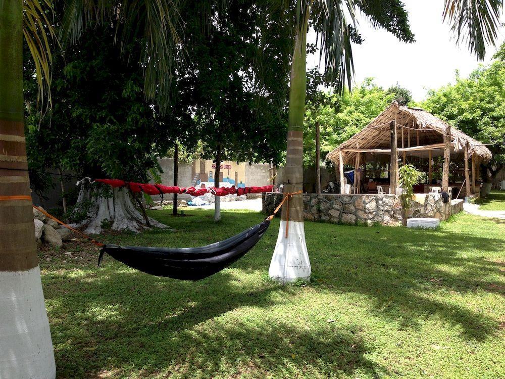 Yaxche Centro Hostal Y Camping Бакалар Екстериор снимка
