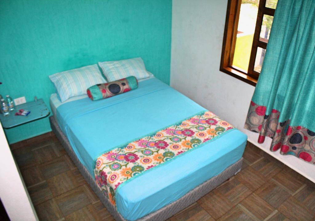 Yaxche Centro Hostal Y Camping Бакалар Екстериор снимка