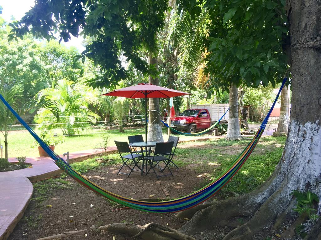 Yaxche Centro Hostal Y Camping Бакалар Екстериор снимка